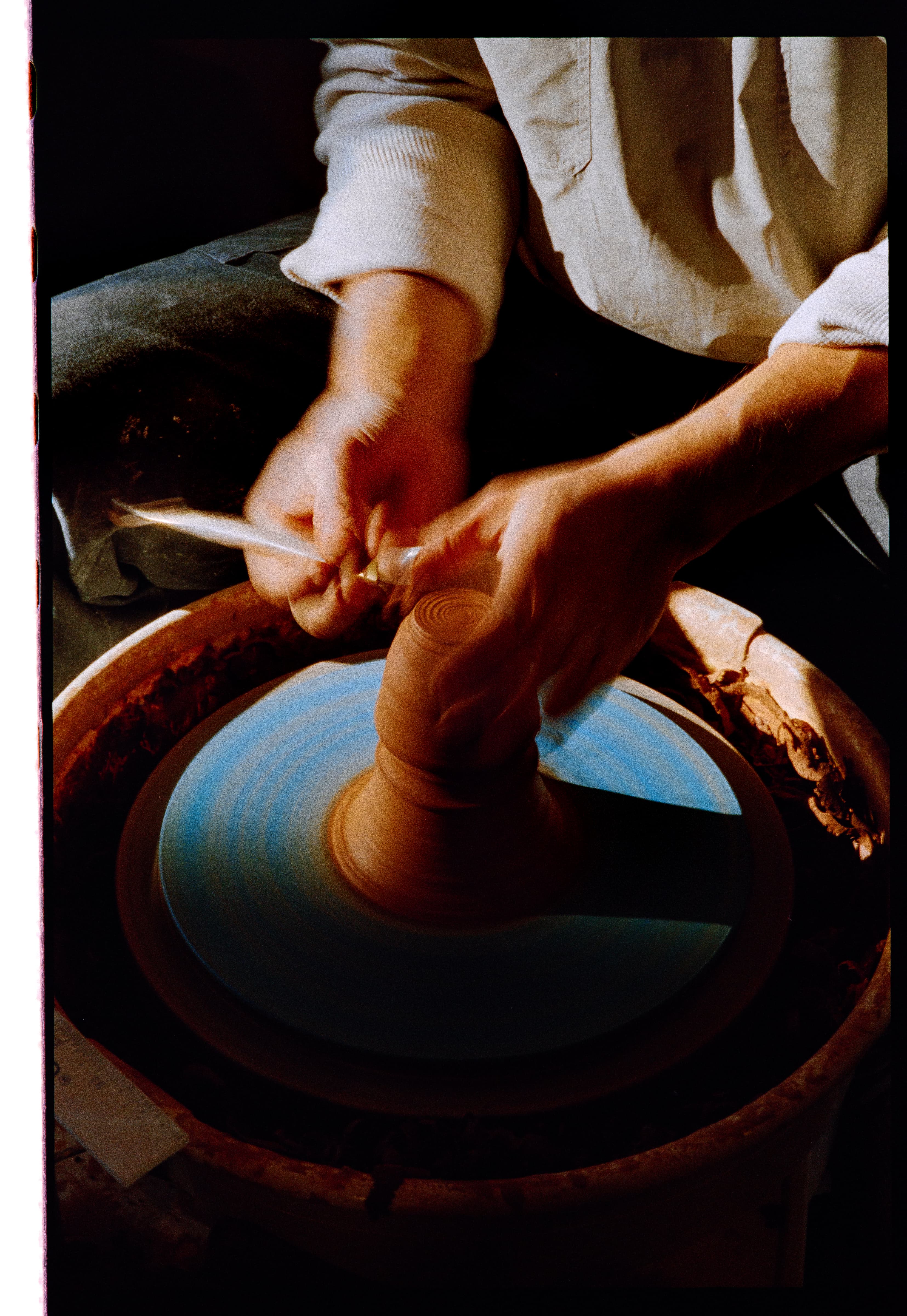 Peregrine 15 Gesso - suede detail